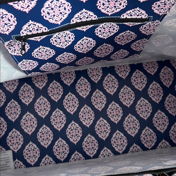 Scout The BJ Pocket Tote Bag - Picture 8 of 14